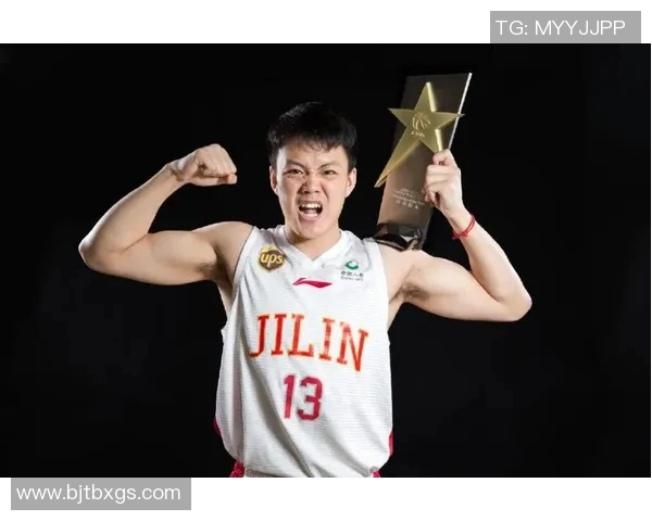 周琦在国家队中表现抢眼成为中国篮球未来之星 周琦在国家队中表现抢眼成为中国篮球未来之星