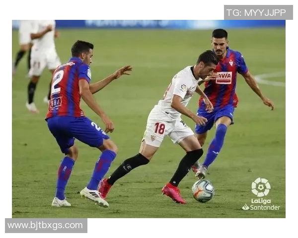 塞维利亚逆转战胜埃瓦尔，继续保持联赛不败纪录